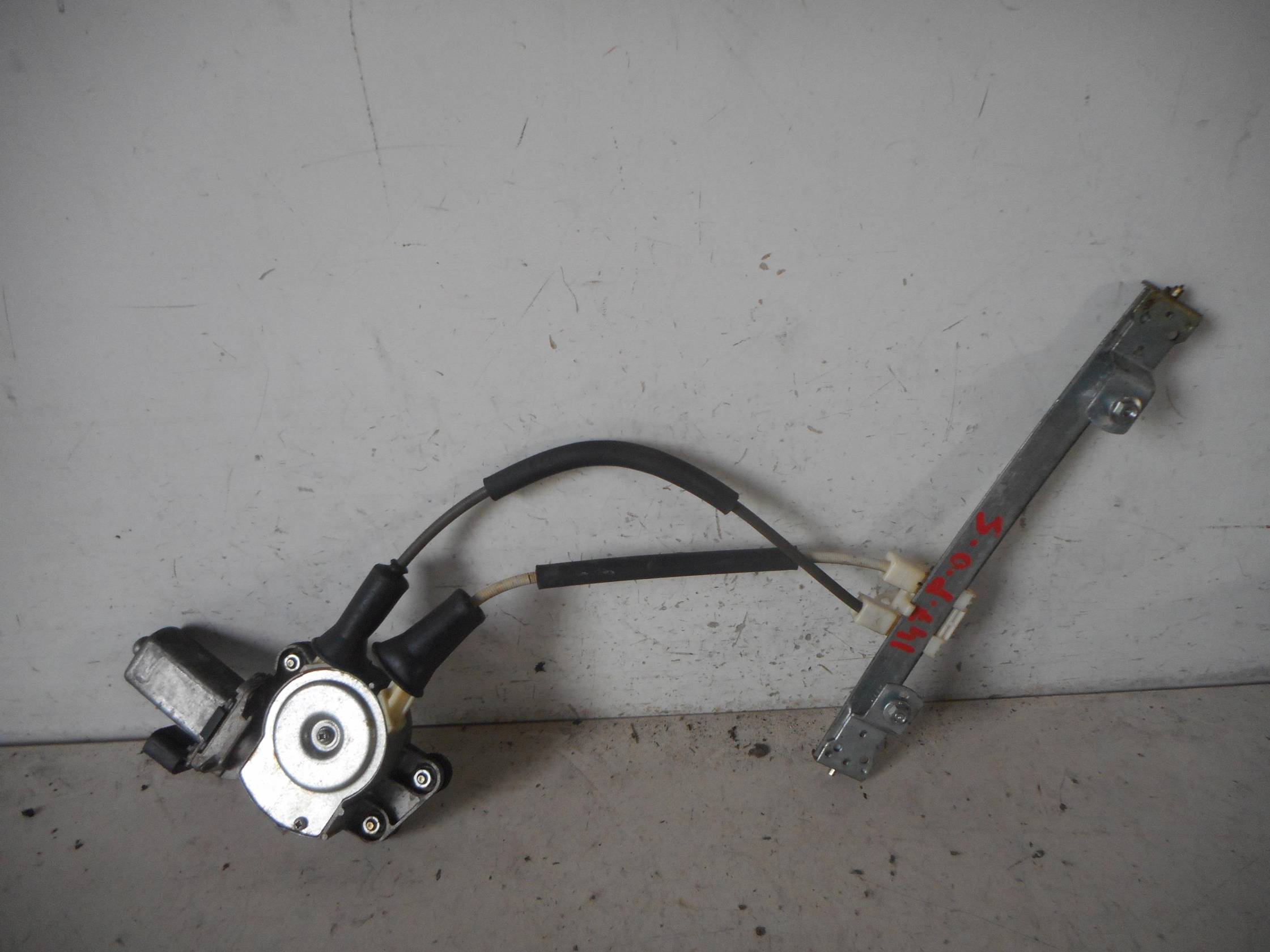 Alzacristallo elettr. porta post. sx.